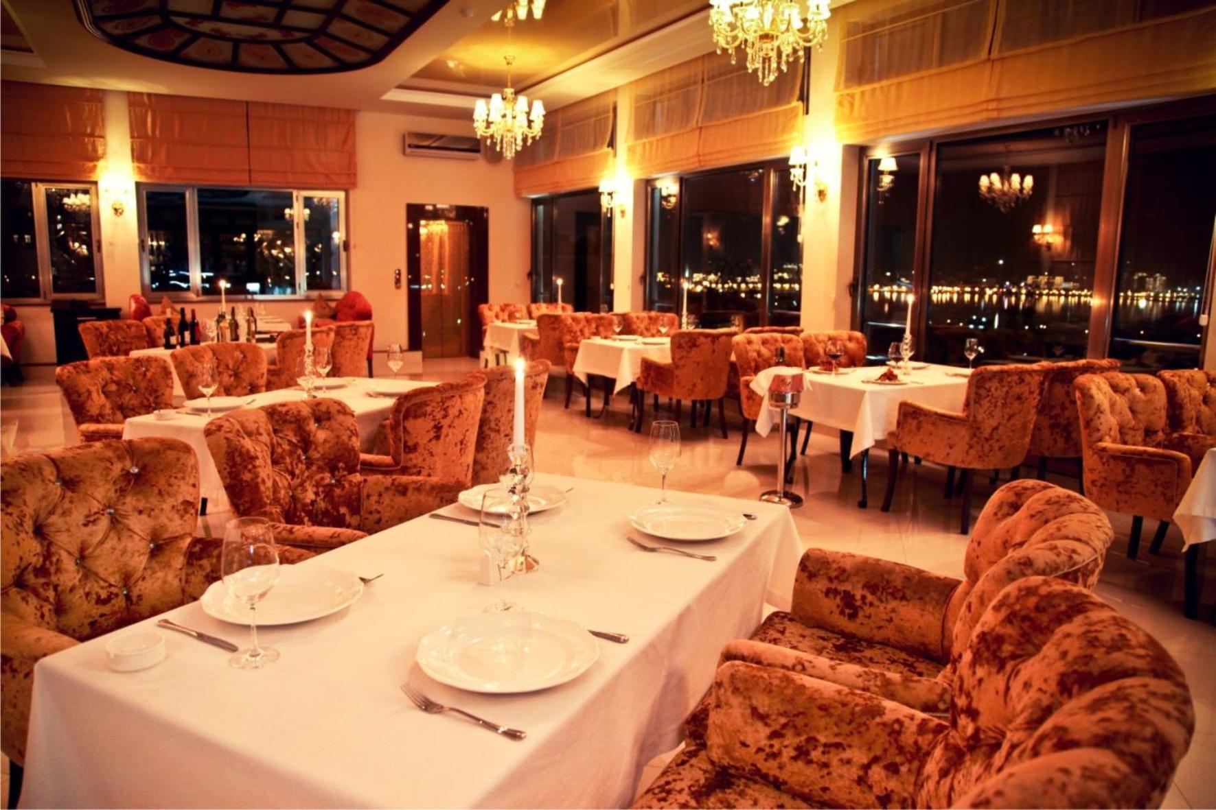 East Legend Hotel Baku Luaran gambar
