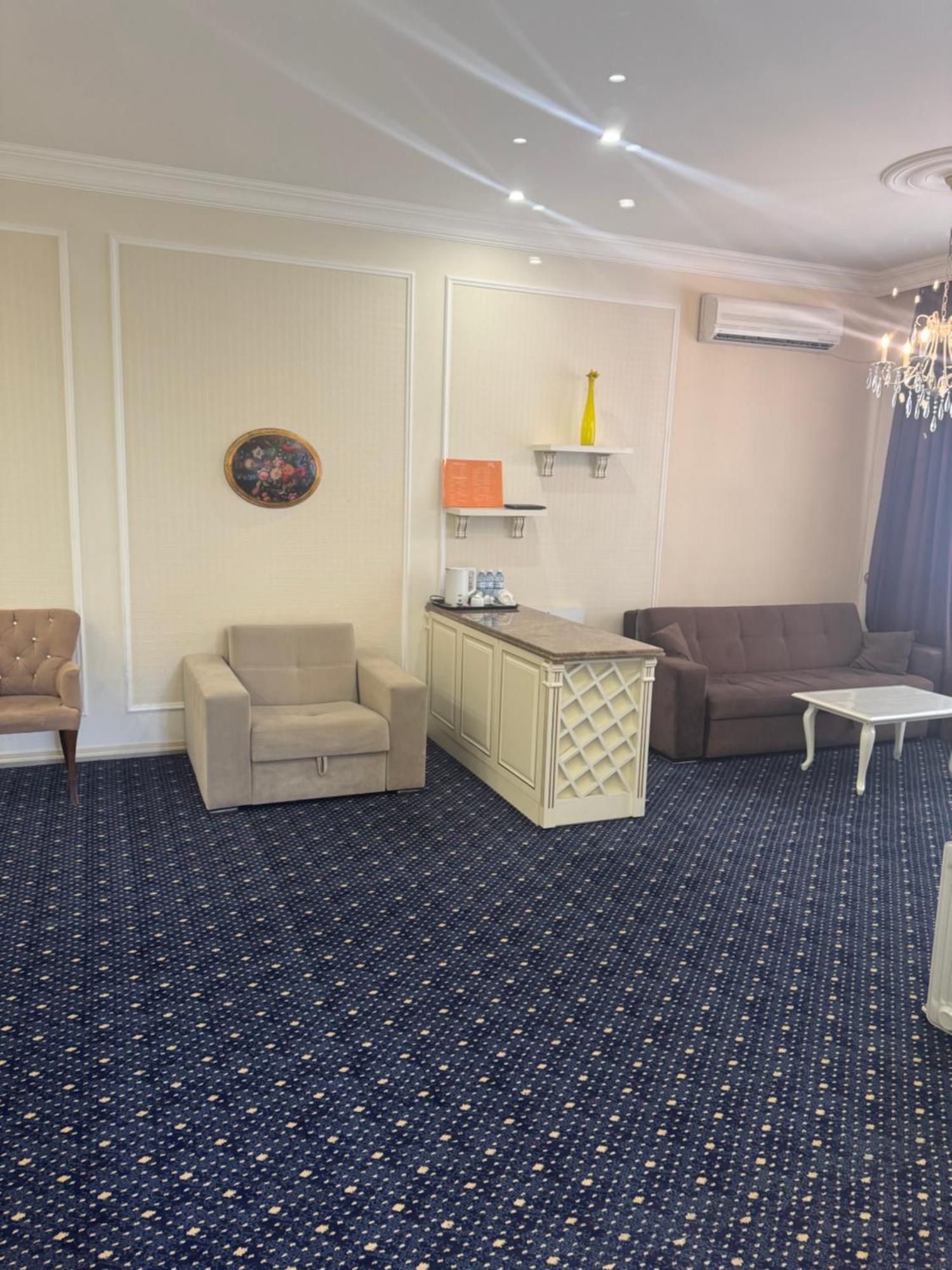 East Legend Hotel Baku Luaran gambar