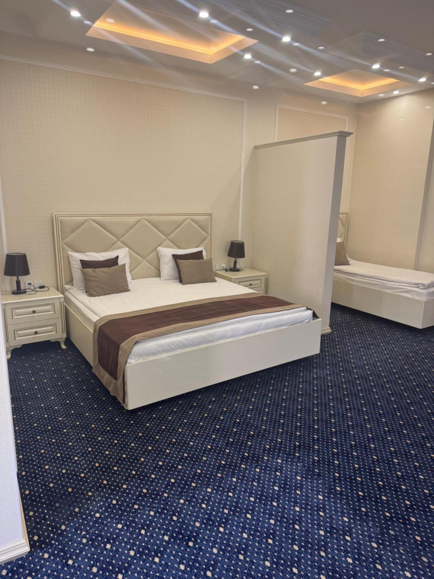 East Legend Hotel Baku Luaran gambar
