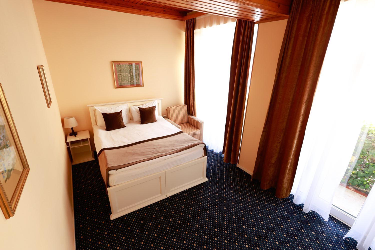 East Legend Hotel Baku Luaran gambar