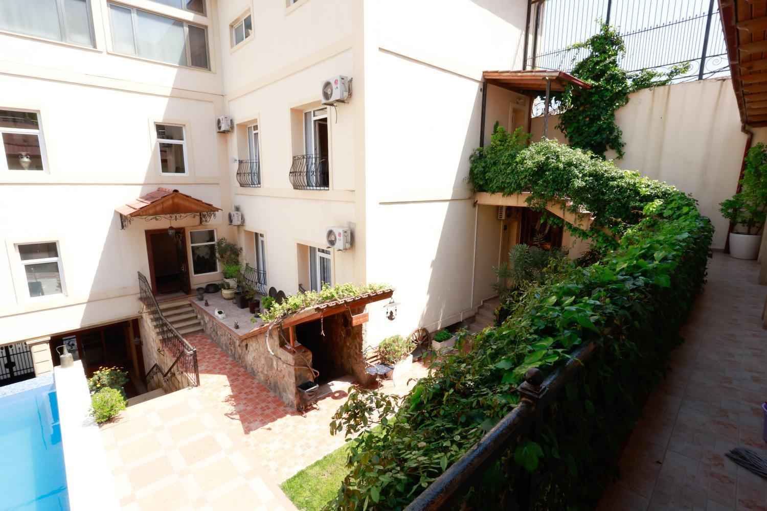 East Legend Hotel Baku Luaran gambar