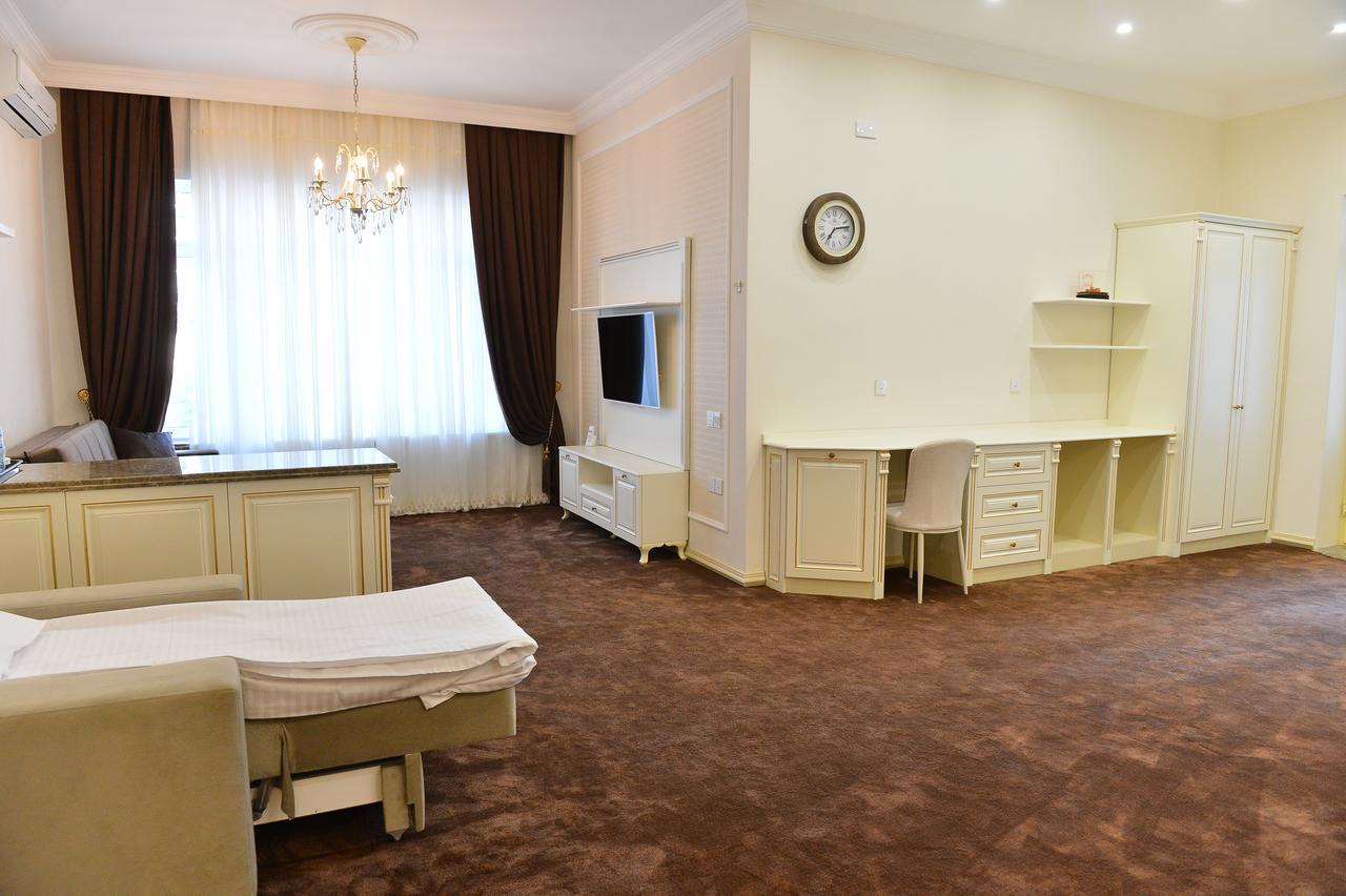 East Legend Hotel Baku Luaran gambar