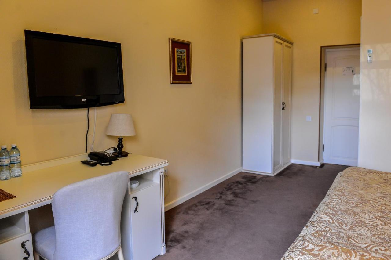 East Legend Hotel Baku Luaran gambar